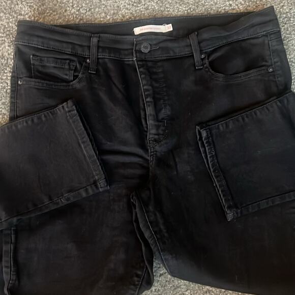 Levi’s 311 Shaping Skinny Womens Size 32 waist black - Picture 3 of 4